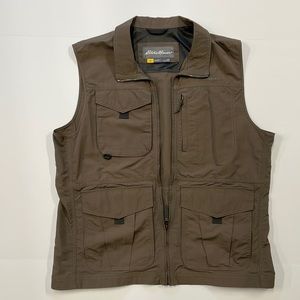 Eddie Bauer mens adventure vest NWOT size L